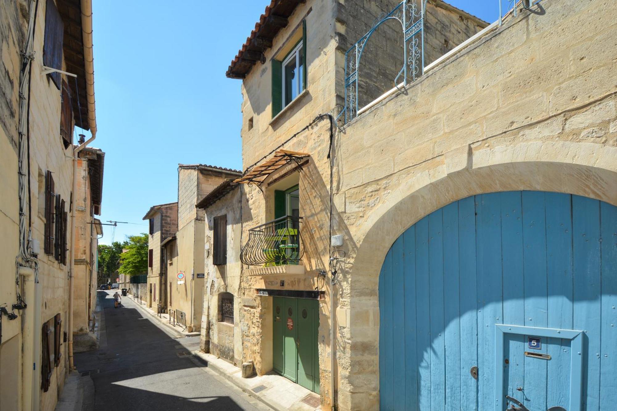 Maison Le Petit Balcon Beaucaire Beaucaire  Esterno foto